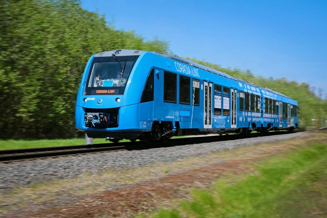 treni a idrogeno viaggi ferroviari sostenibili